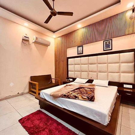 Hotel O The Miraj Sonipat Exterior photo